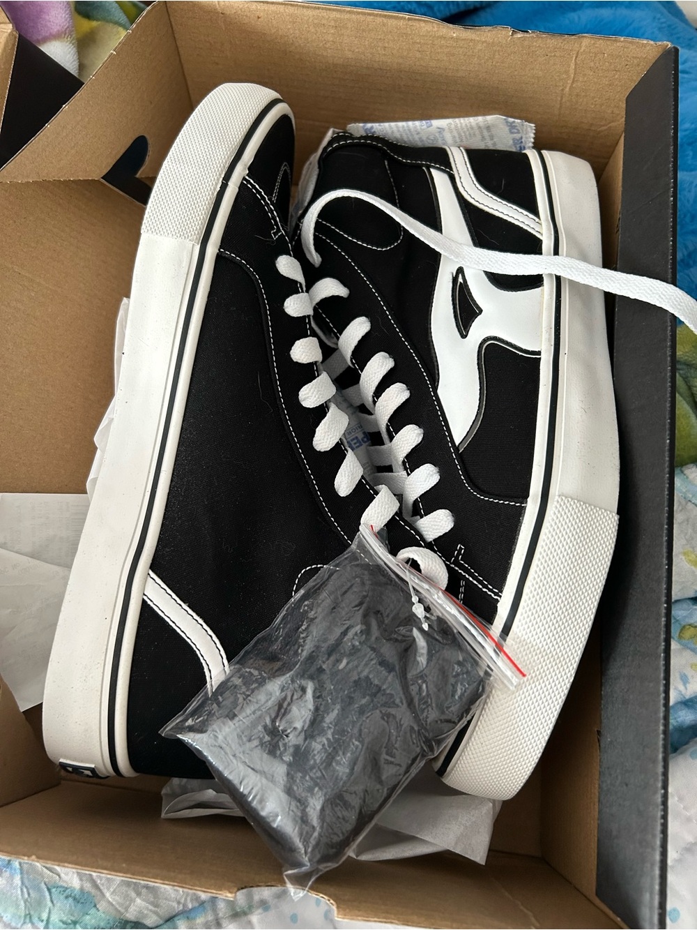 Airwalk Black and White High-Top Sneakers, 10.5
